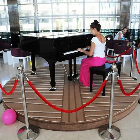 Palm Wings Resort&spa Szálloda 5*