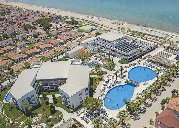 호텔 Palm Wings Resort&spa 쿠사다시