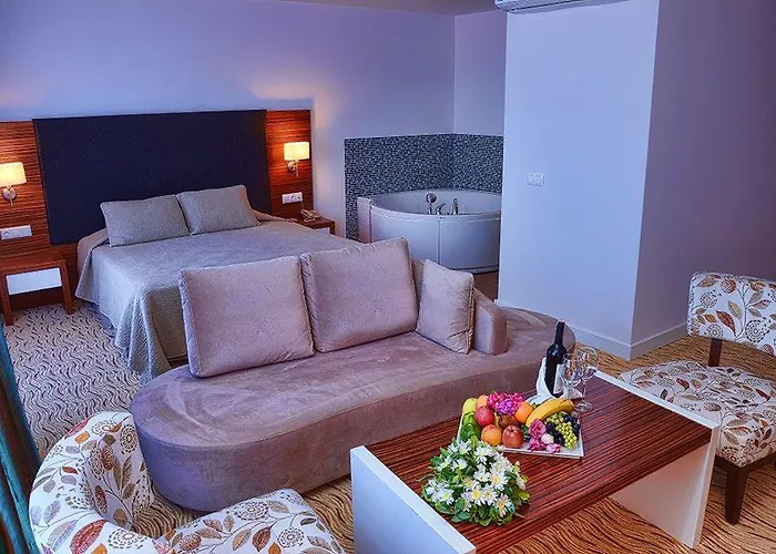 Palm Wings Resort&spa 5* 쿠사다시